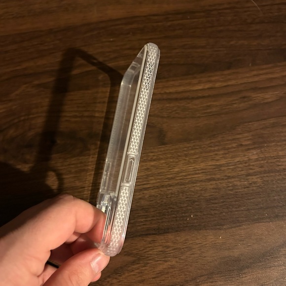 iPhone 14 silicone phone case - Picture 5 of 8